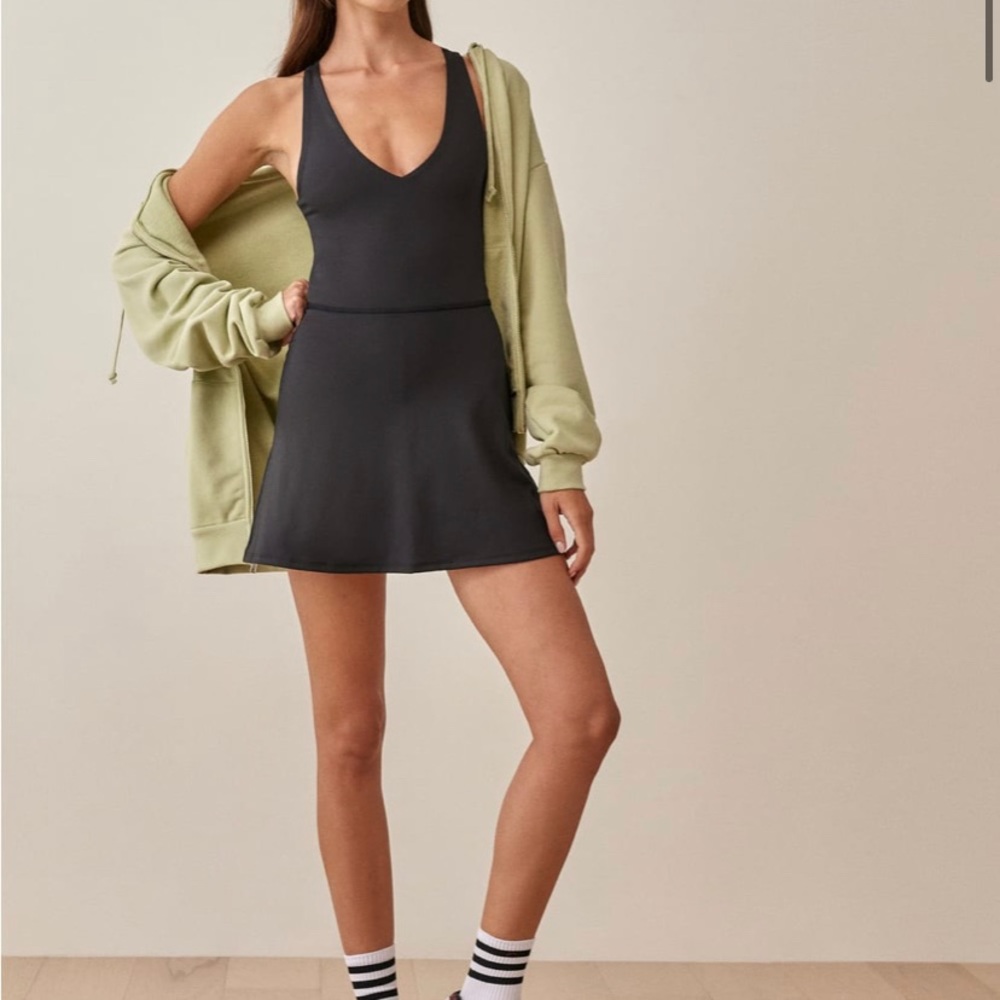 Reformation; M ; Bella Ecomove Active
